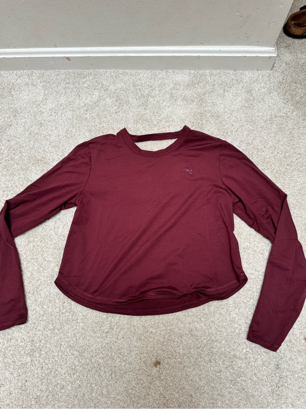 PUMA Women’s Long Sleeve Maroon Studio Crop